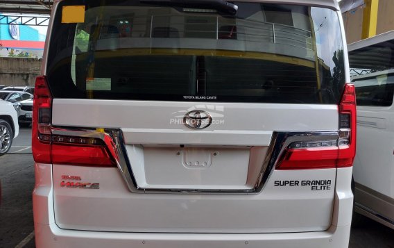 2023 Toyota Hiace Super Grandia Elite 2.8 AT in Quezon City, Metro Manila-2
