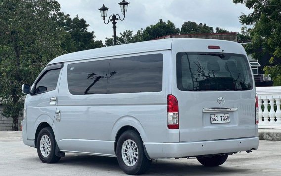 White Toyota Hiace 2016 for sale in Parañaque-5