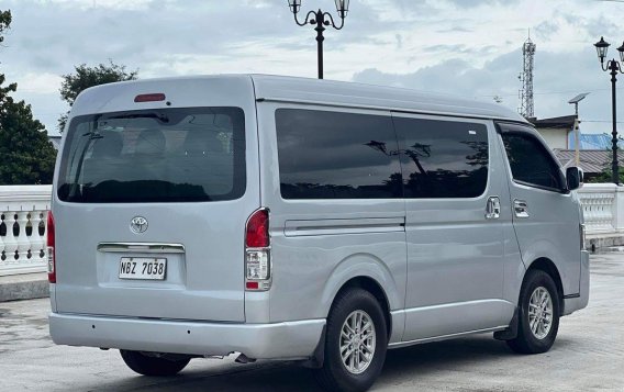 White Toyota Hiace 2016 for sale in Parañaque-4