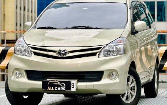 Sell White 2014 Toyota Avanza in Makati-2