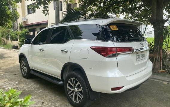Sell Pearl White 2020 Toyota Fortuner in Malolos-4