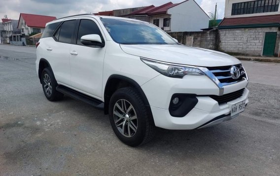 Sell White 2018 Toyota Fortuner in Marikina-1