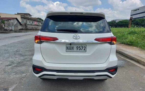 Sell White 2018 Toyota Fortuner in Marikina-4