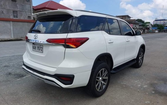 Sell White 2018 Toyota Fortuner in Marikina-2
