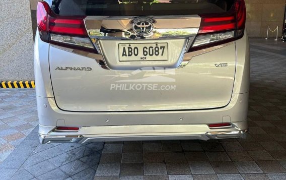 2016 Toyota Alphard  3.5 Gas AT in Valenzuela, Metro Manila-4