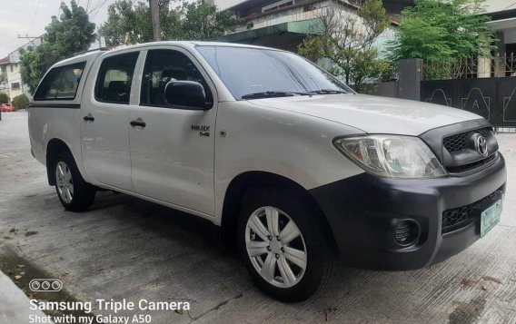 White Toyota Hilux 2010 for sale in Manual