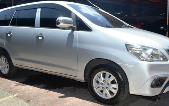 White Toyota Innova 2016 for sale in Manual-7