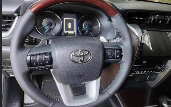 White Toyota Fortuner 2018 for sale in Automatic-6