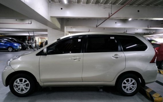 White Toyota Avanza 2015 for sale in Manual-3