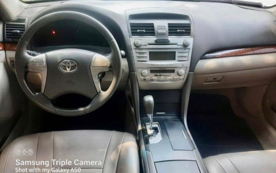 Sell White 2010 Toyota Camry in Quezon City-4