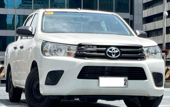 2019 Toyota Hilux  2.4 J DSL 4x2 M/T in Makati, Metro Manila-14