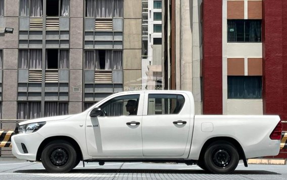 2019 Toyota Hilux  2.4 J DSL 4x2 M/T in Makati, Metro Manila