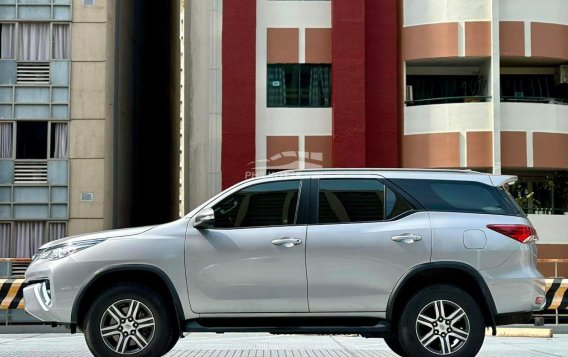 2017 Toyota Fortuner  2.4 G Diesel 4x2 AT in Makati, Metro Manila-7