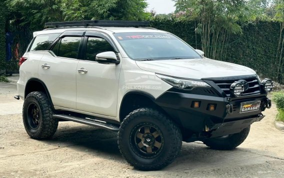 2018 Toyota Fortuner  2.8 V Diesel 4x4 AT in Manila, Metro Manila-22