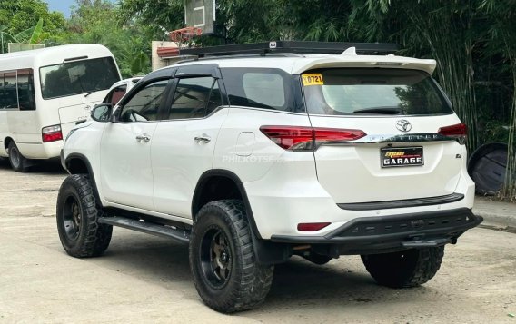 2018 Toyota Fortuner  2.8 V Diesel 4x4 AT in Manila, Metro Manila-20