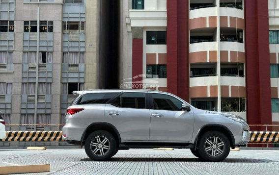 2017 Toyota Fortuner  2.4 G Diesel 4x2 AT in Makati, Metro Manila-3