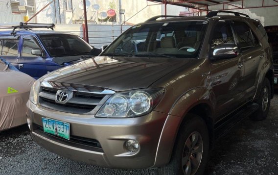 Silver Toyota Fortuner 2006 for sale in Pasay