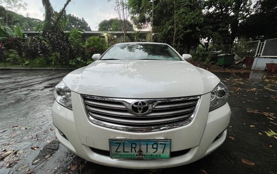 Selling White Toyota Camry 2007 in Makati-3