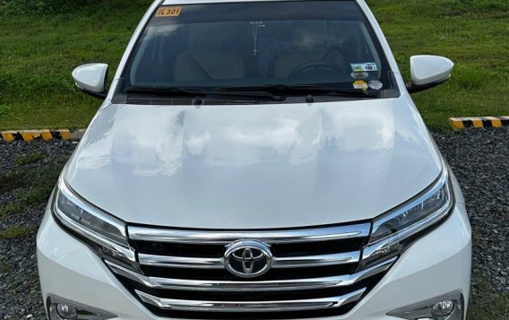 White Toyota Rush 2022 for sale in Automatic-6