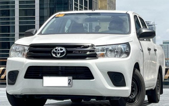 2019 Toyota Hilux in Makati, Metro Manila-13