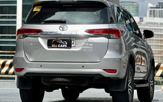 2017 Toyota Fortuner in Makati, Metro Manila-5