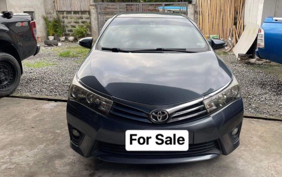 Sell White 2016 Toyota Corolla altis in Manila