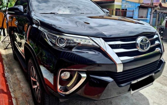 Selling White Toyota Fortuner 2016 in Santa Rosa-3