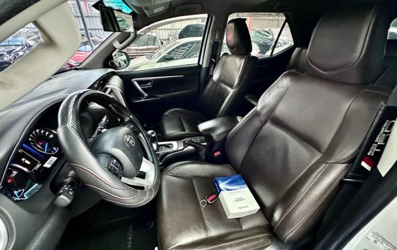 Sell White 2019 Toyota Fortuner in Parañaque-2