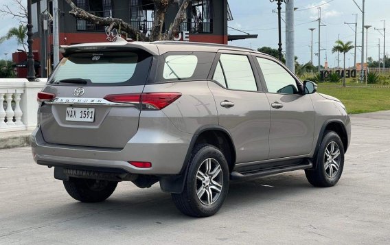 White Toyota Fortuner 2018 for sale in Parañaque-4