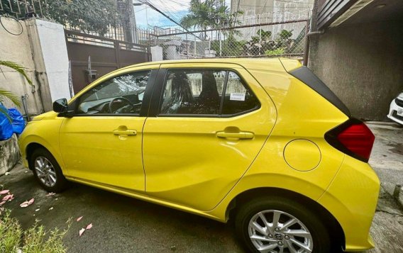 Yellow Toyota Wigo 2023 for sale in Quezon City-4