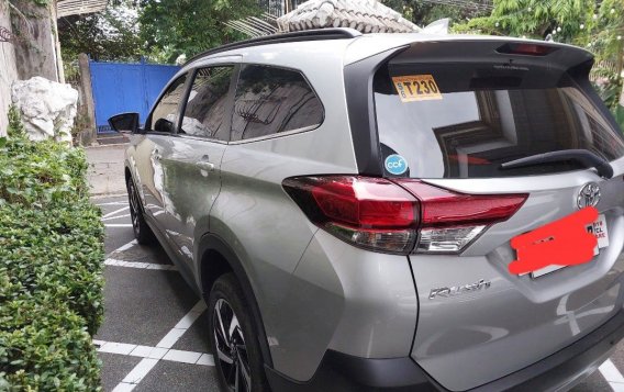 Silver Toyota Rush 2022 for sale in Parañaque-3