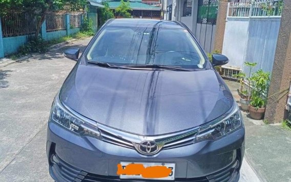 Sell White 2017 Toyota Corolla altis in Santa Rosa-1