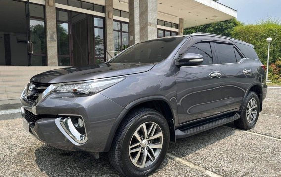 Sell White 2016 Toyota Fortuner in Manila-1