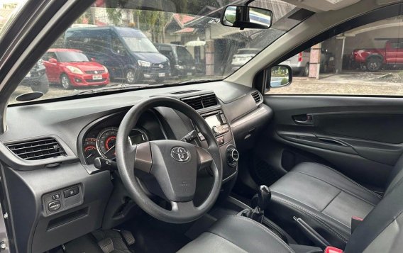 White Toyota Avanza 2018 for sale in Manila-6