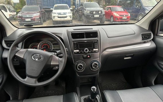 White Toyota Avanza 2018 for sale in Manila-8