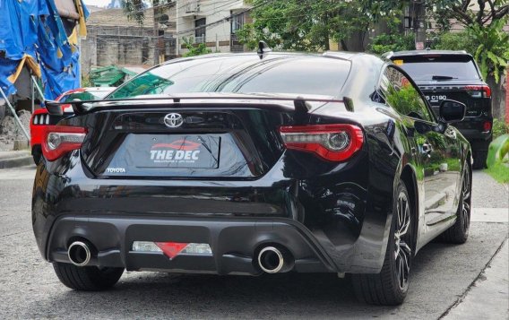 White Toyota 86 2018 for sale in Manila-9