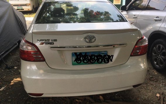 Sell Pearl White 2013 Toyota Vios in Quezon City-2