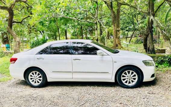 Selling White Toyota Camry 2023 in Caloocan-1