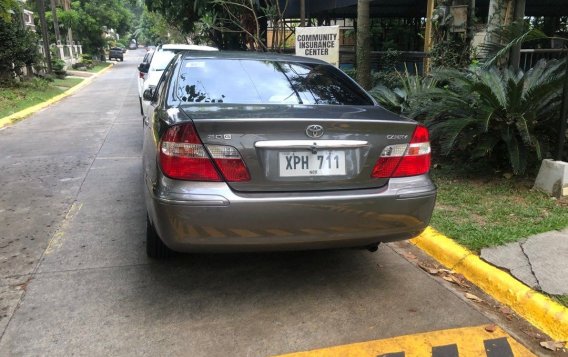 Selling White Toyota Camry 2004 in Quezon City-4