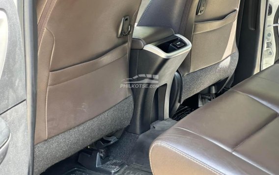 2019 Toyota Fortuner  2.4 V Diesel 4x2 AT in Manila, Metro Manila-20