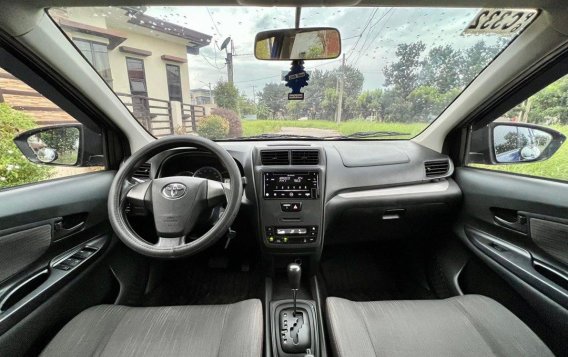 White Toyota Avanza 2020 for sale in Manila-8