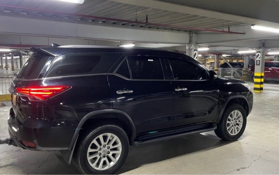 White Toyota Fortuner 2017 for sale in Makati-4