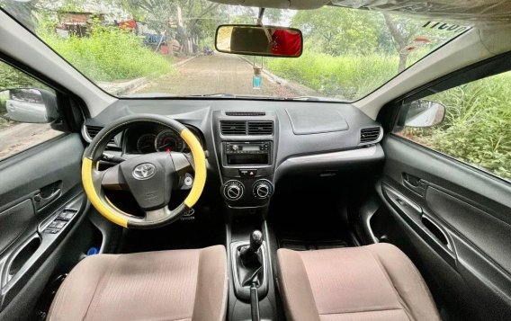 Sell White 2017 Toyota Avanza in Antipolo-5
