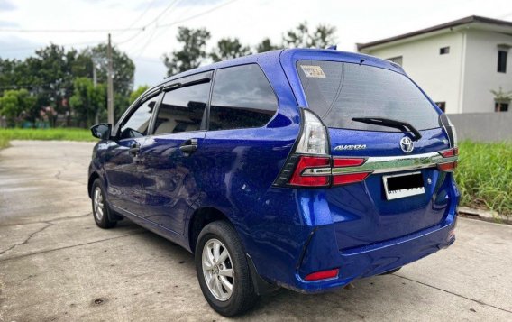 White Toyota Avanza 2020 for sale in Manila-4