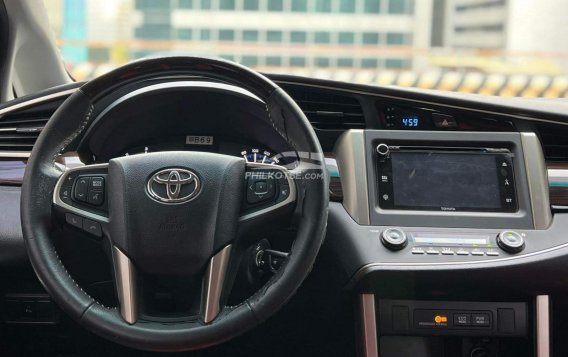 2017 Toyota Innova  2.8 G Diesel MT in Makati, Metro Manila-8