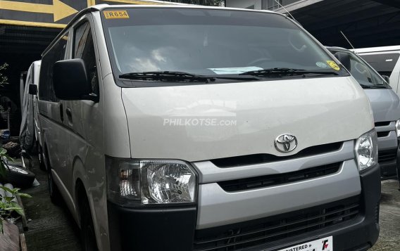 2022 Toyota Hiace  Commuter 3.0 M/T in Quezon City, Metro Manila-1