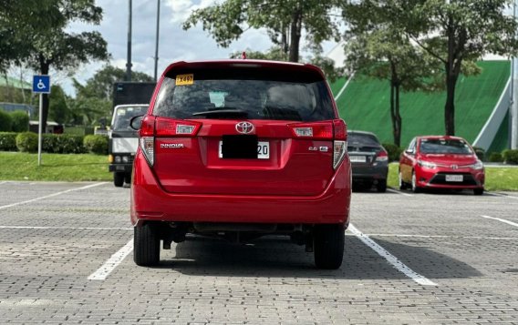 Sell White 2021 Toyota Innova in Makati-5