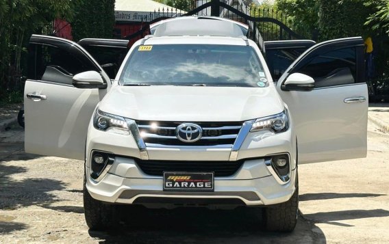 White Toyota Fortuner 2019 for sale in Automatic-1