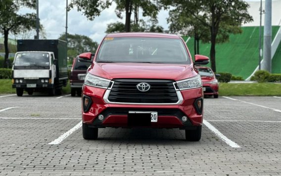 Sell White 2021 Toyota Innova in Makati-1