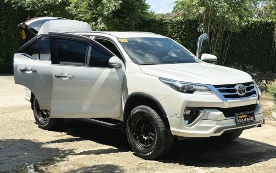 White Toyota Fortuner 2019 for sale in Automatic